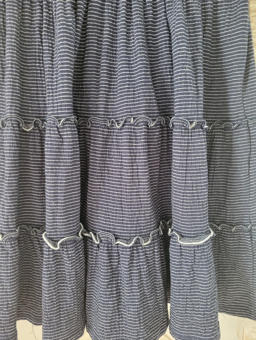 Max Studio Cotton Blend Pinstripe Ruffle Edge Vneck Dress Sz Xs - Picture 5 of 9